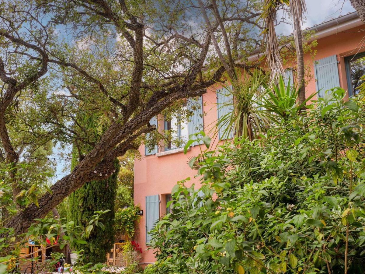 Lou Riou Village Vacances Saint-Tropez Buitenkant foto